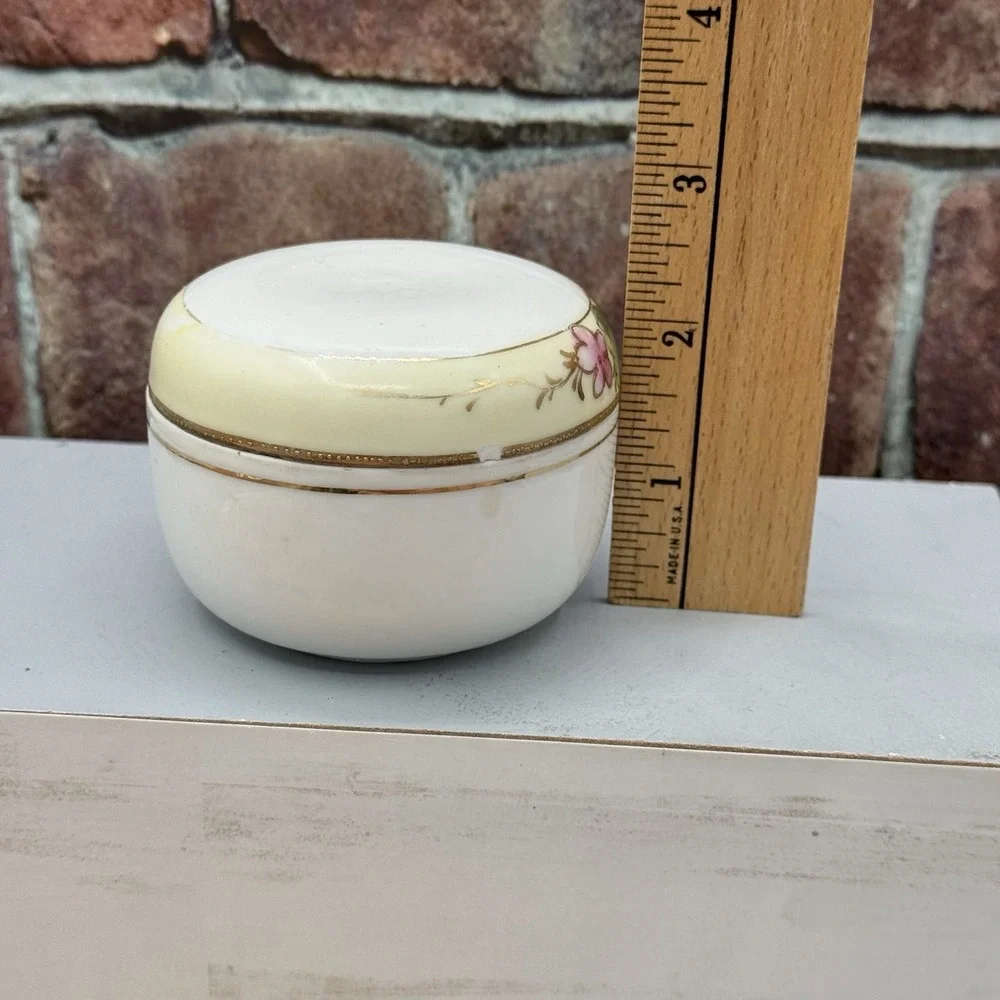 Antique‎ Nippon Morimura Bros Japan Floral Porcelain Powder Trinket Box 1910s